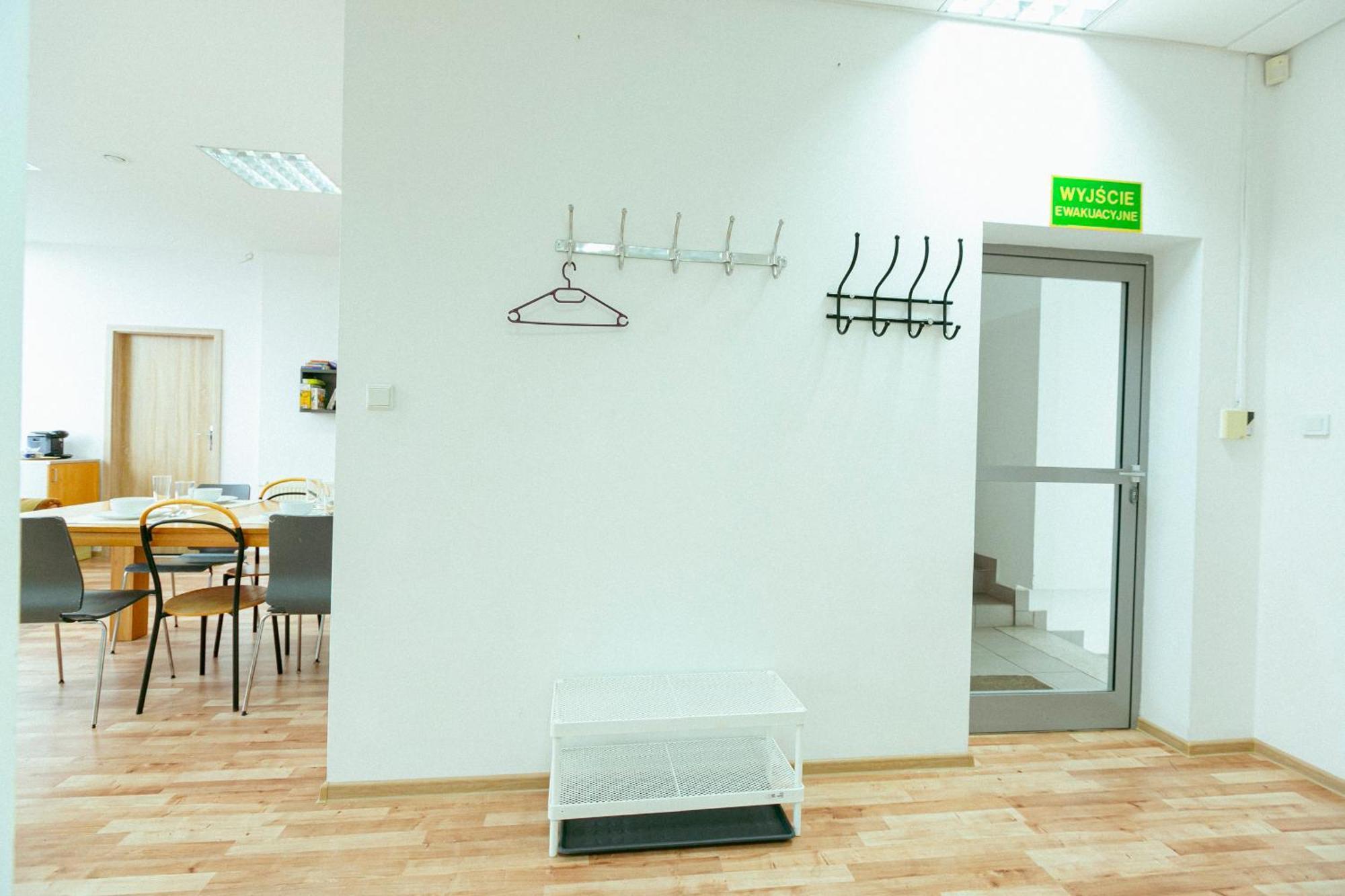 Hostel Metro Kabaty Warszawa Eksteriør bilde