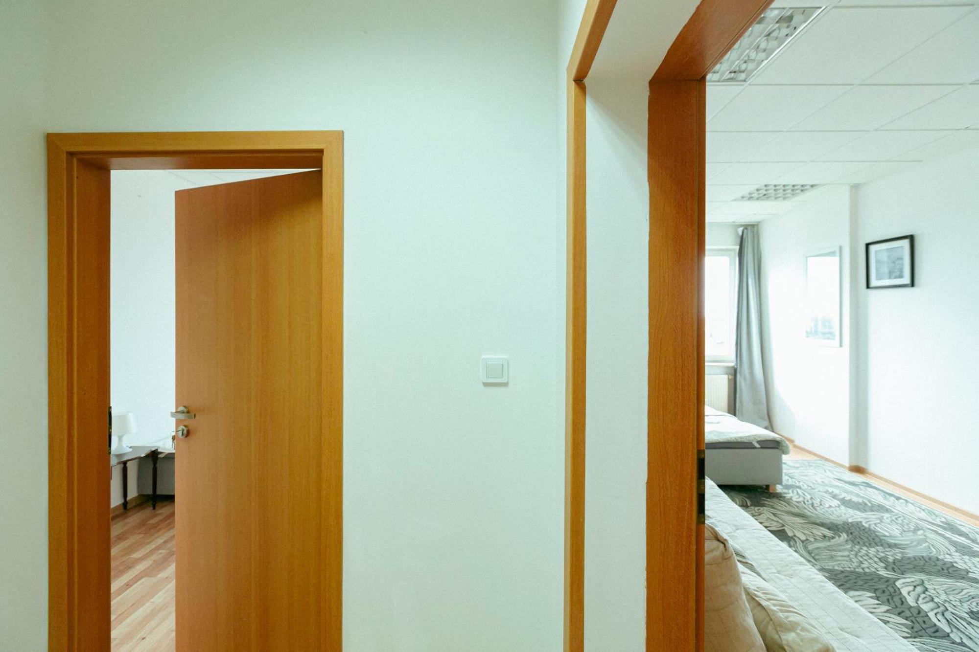 Hostel Metro Kabaty Warszawa Eksteriør bilde
