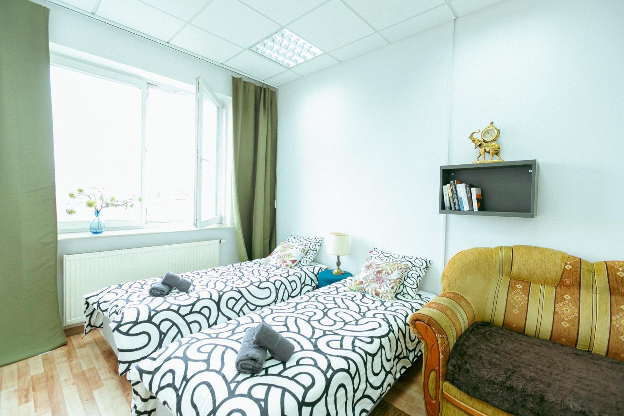 Hostel Metro Kabaty Warszawa Eksteriør bilde